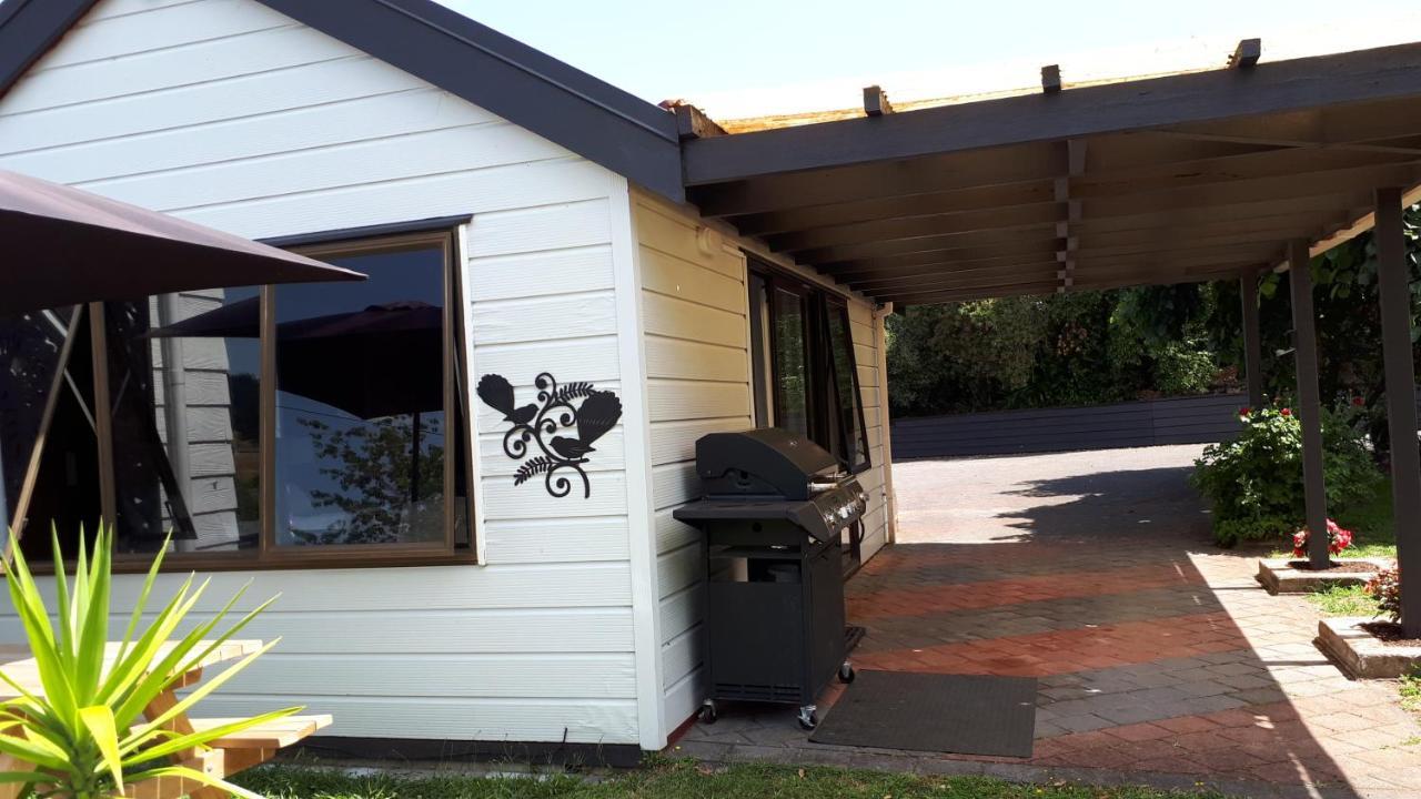 Caldera Country Lodge Hamurana エクステリア 写真
